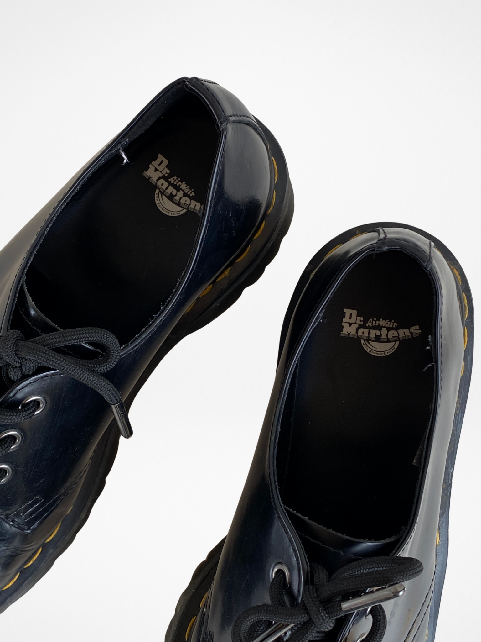 حذاء ديربي من دكتور مارتنز دوكس، جلد أسود، ذو نعل سميك، برباط، مقاس أوروبي ٤١