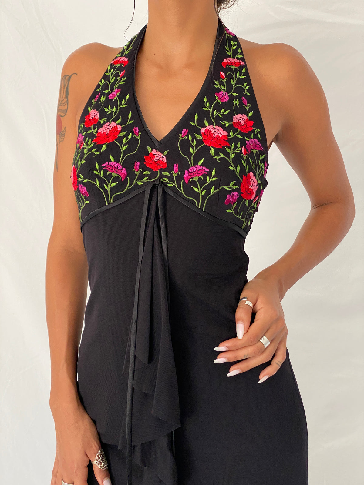 Vintage 90s De Laru by Sheila Yen Black Floral Embroidered Halter Dress – S