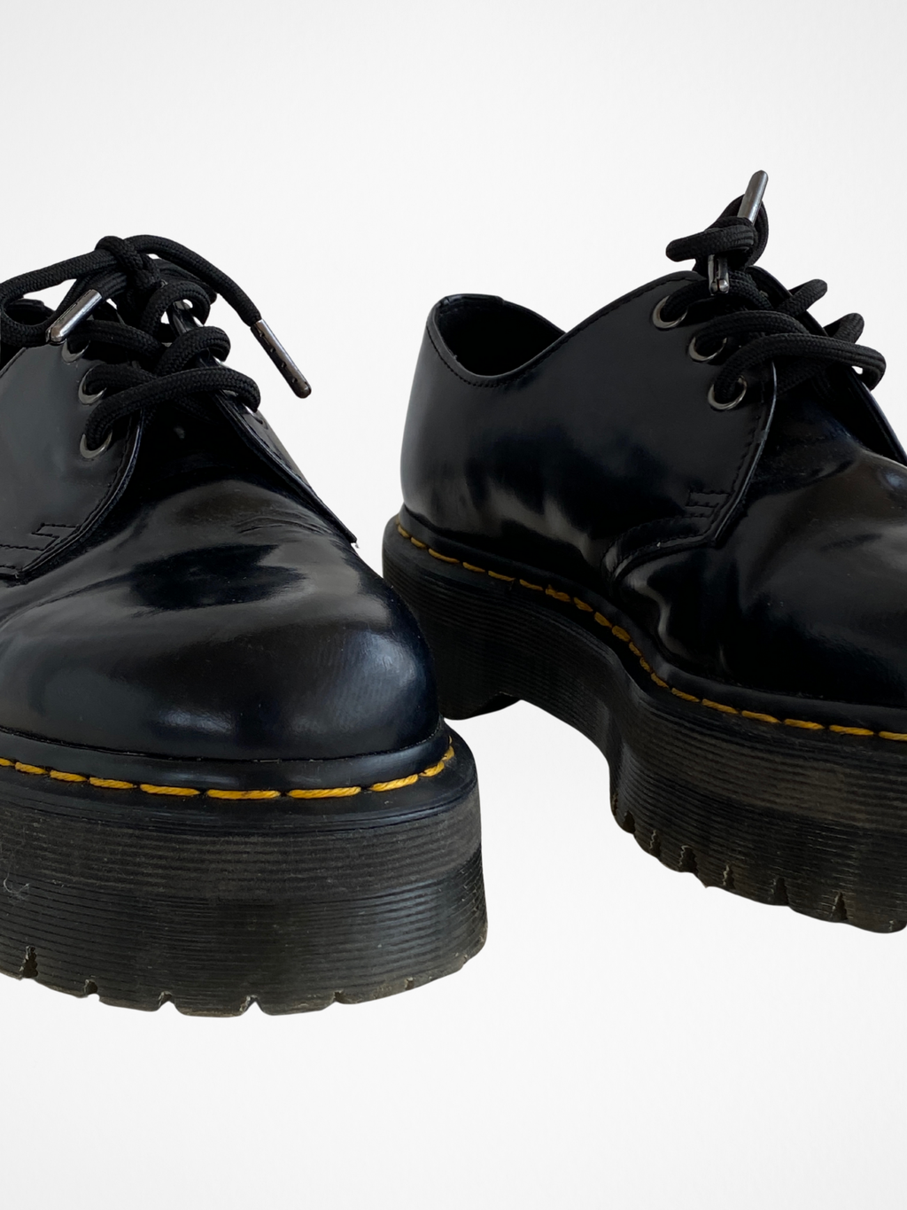 حذاء ديربي من دكتور مارتنز دوكس، جلد أسود، ذو نعل سميك، برباط، مقاس أوروبي ٤١