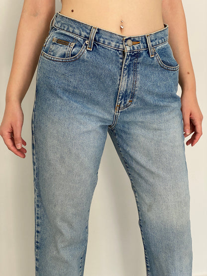 Vintage 90s Calvin Klein Light Wash High-Waisted Straight Leg Jeans – 40EUR