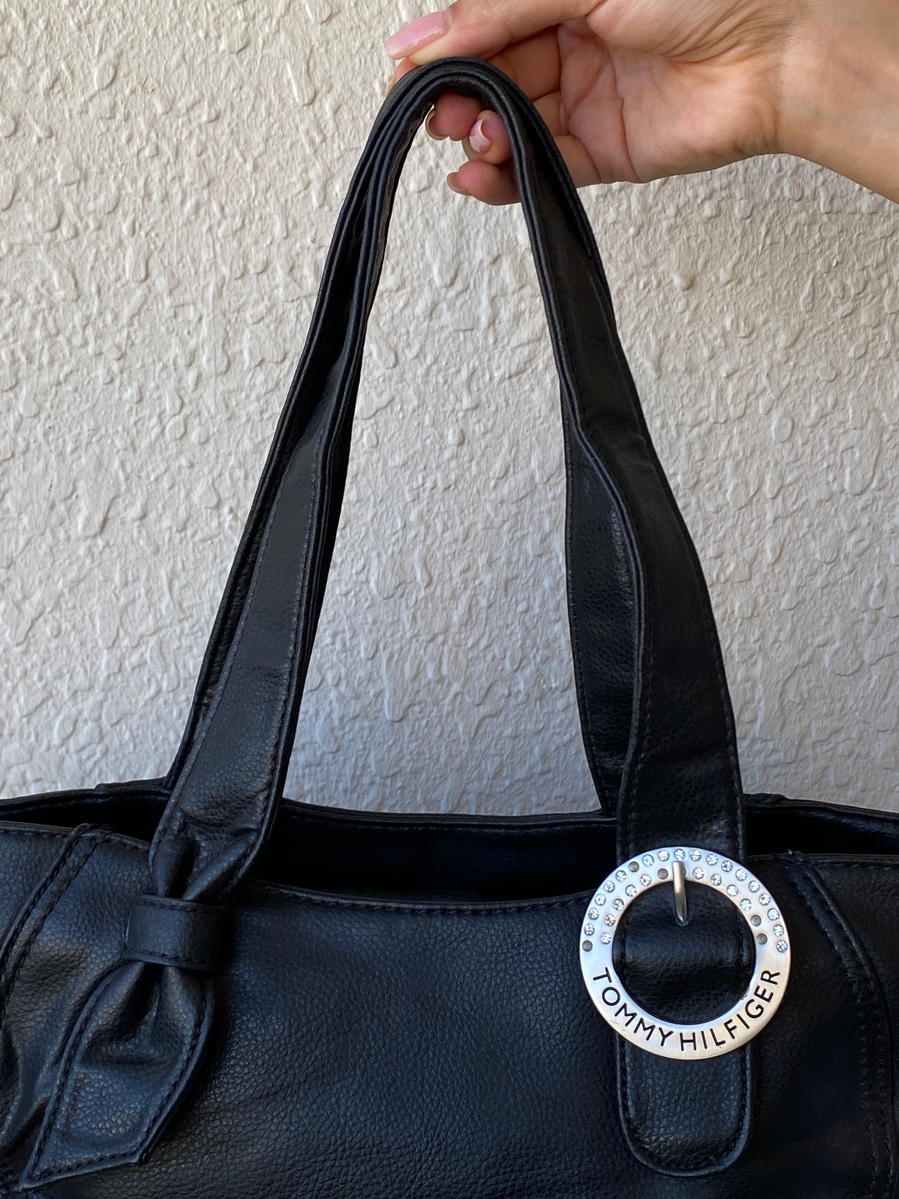 Y2K Tommy Hilfiger Black Vegan Leather Women’s Shoulder Bag