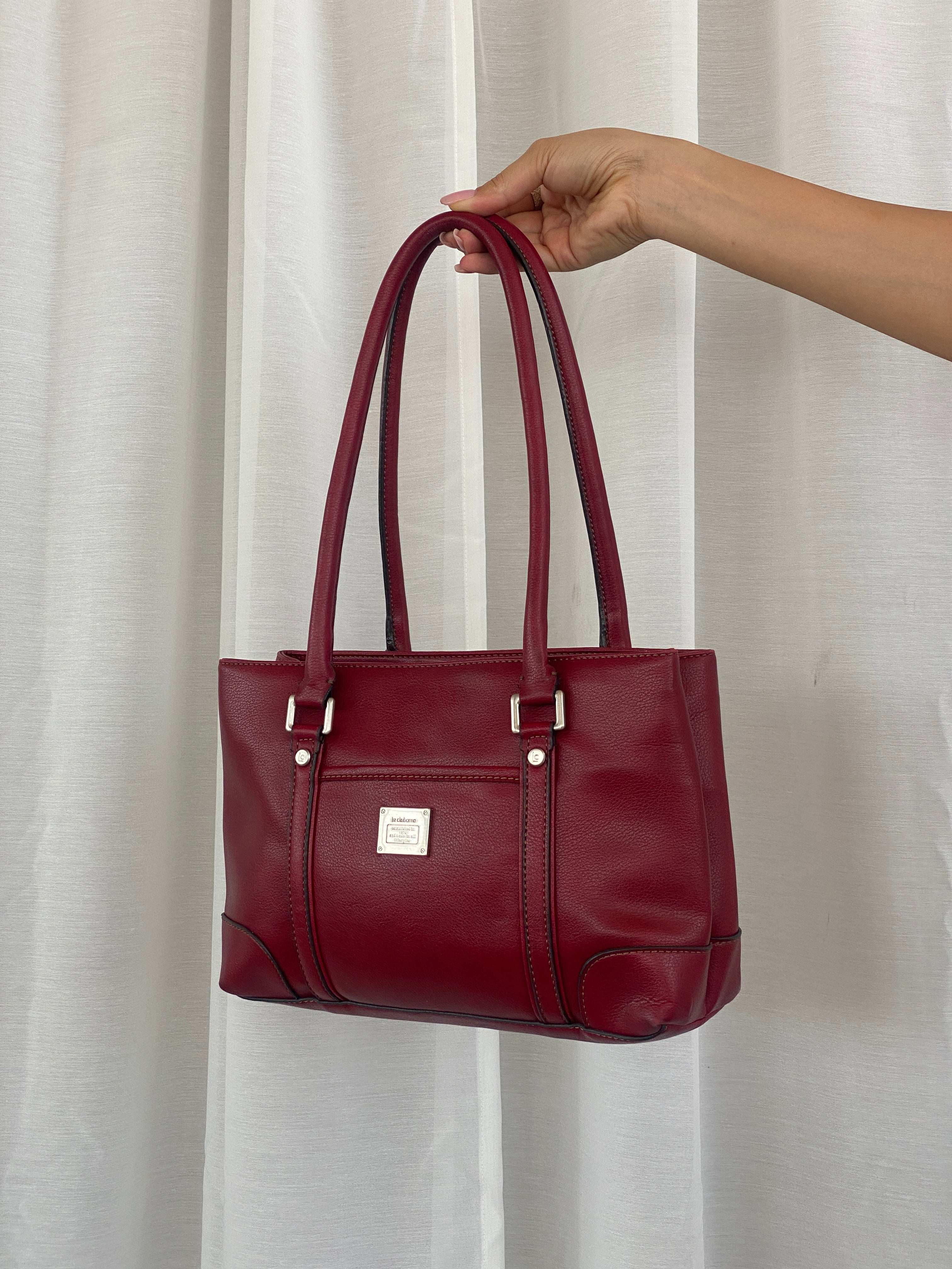 Gorgeous Liz Claiborne Purse Women’s Red Shoulder Bag