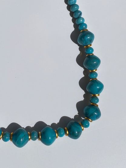 Vintage Marbled Blue Gold Tone Bead Necklace