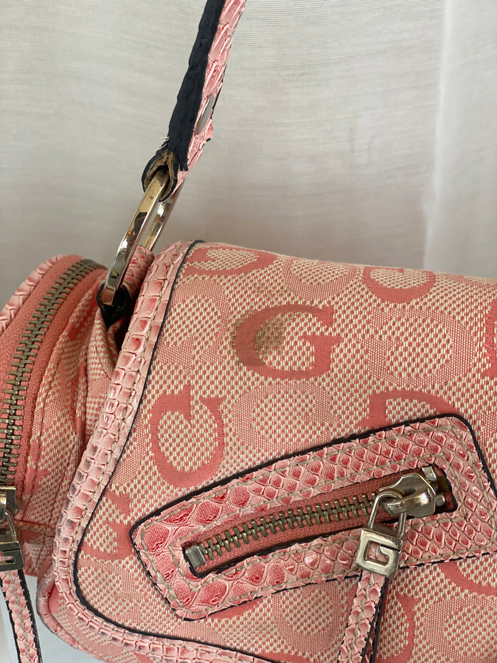 Statement Vintage Y2K Guess Pink Monogram Shoulder Bag