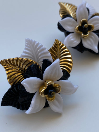 Vintage Black & White Floral Clip-On Earrings with Gold Tone Leaves – Statement Retro Jewelry