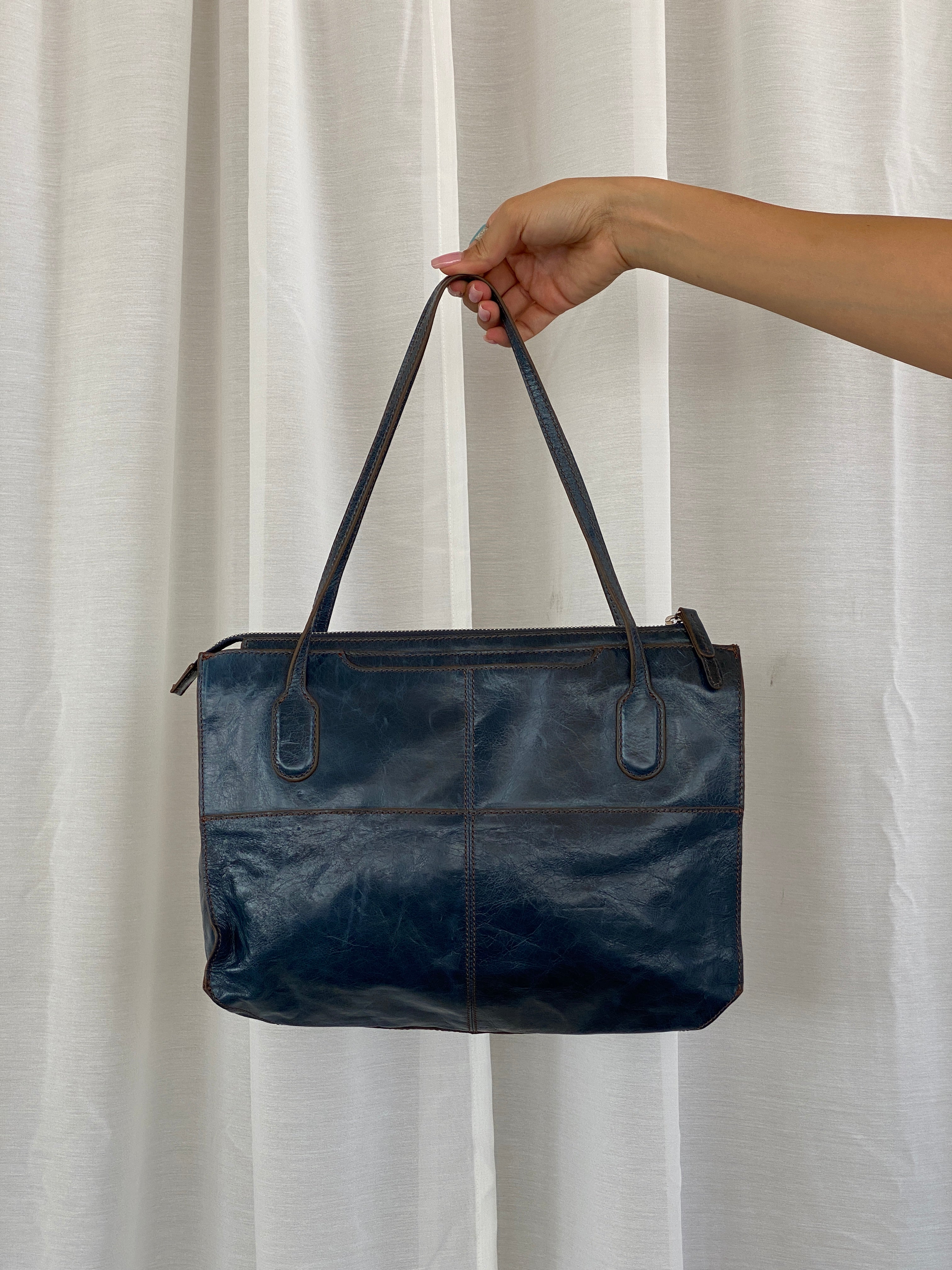 Vintage Hobo The Original Friar Genuine Leather Navy Shoulder Bag