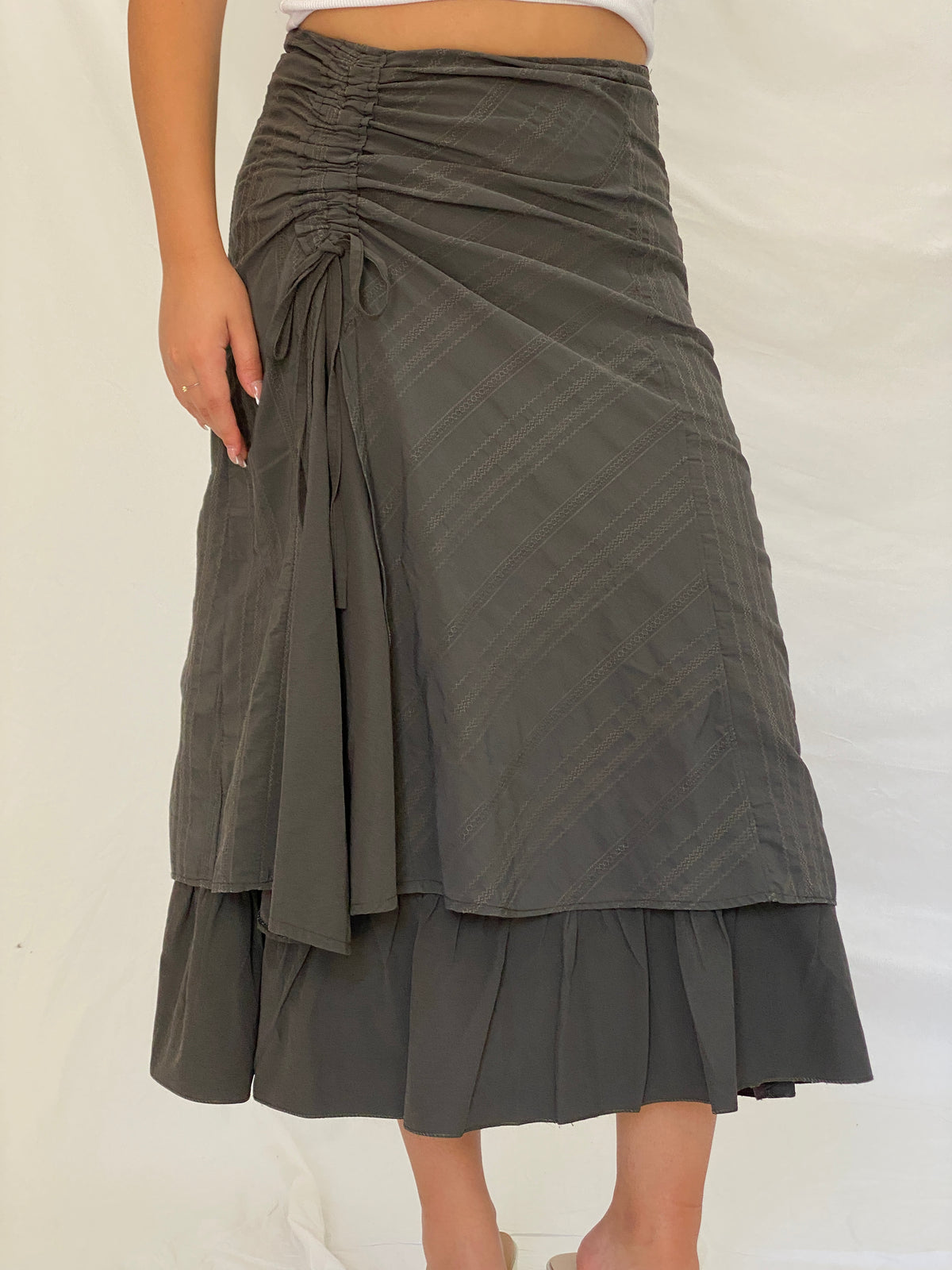 Y2K Whimsigoth Olive Green Ruched Layered Utility Midi Skirt – L Y2K Whimsigoth Olive Green Ruched Layered Utility Midi Skirt – L
