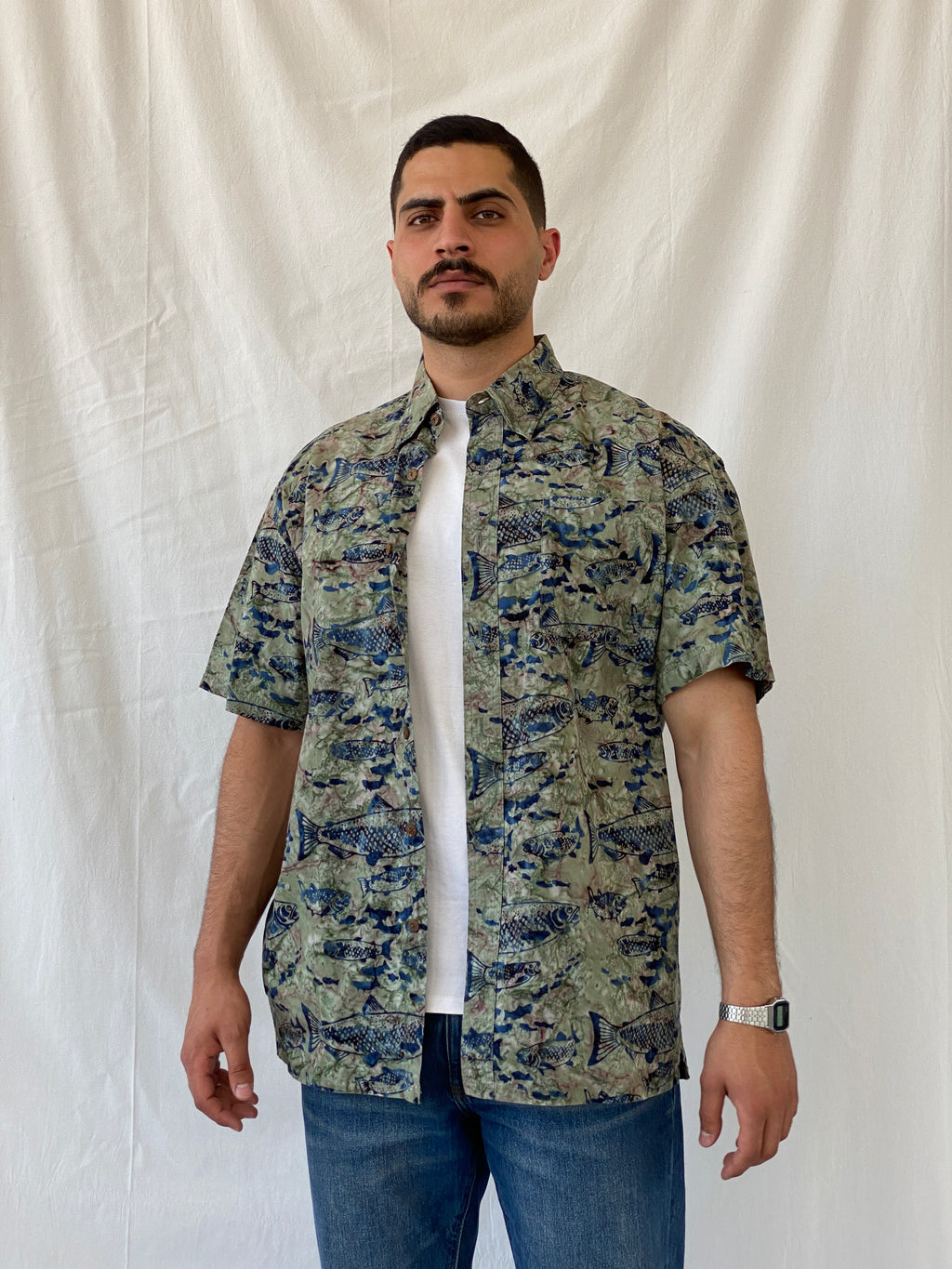 Redington Men’s Short Sleeve Tie Dye Green Fishing Button Up Fish Print Shirt - L