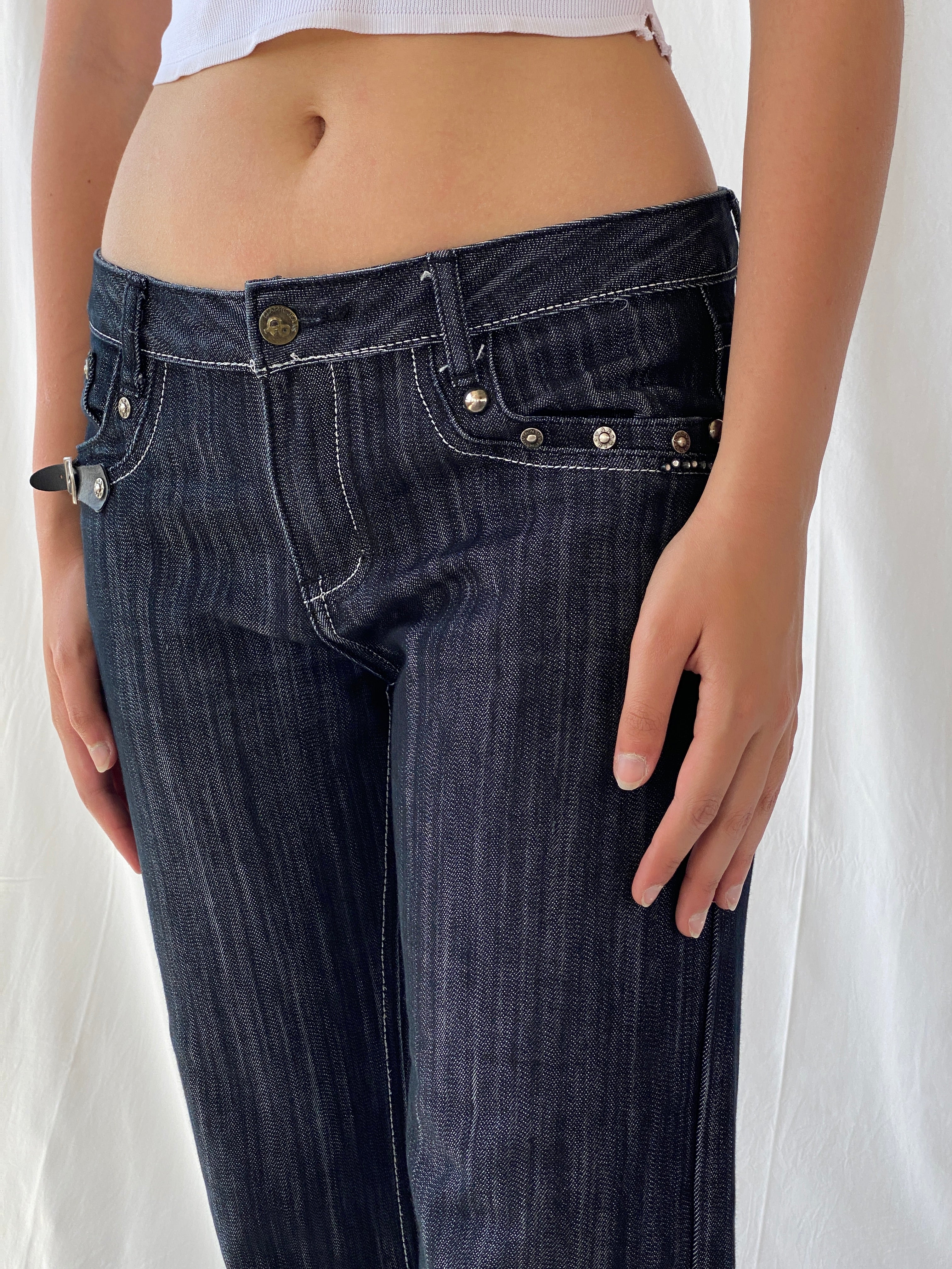 Vintage Y2K Platinum Grunge Dark Wash Low Rise Straight Cut Jeans - 38EUR