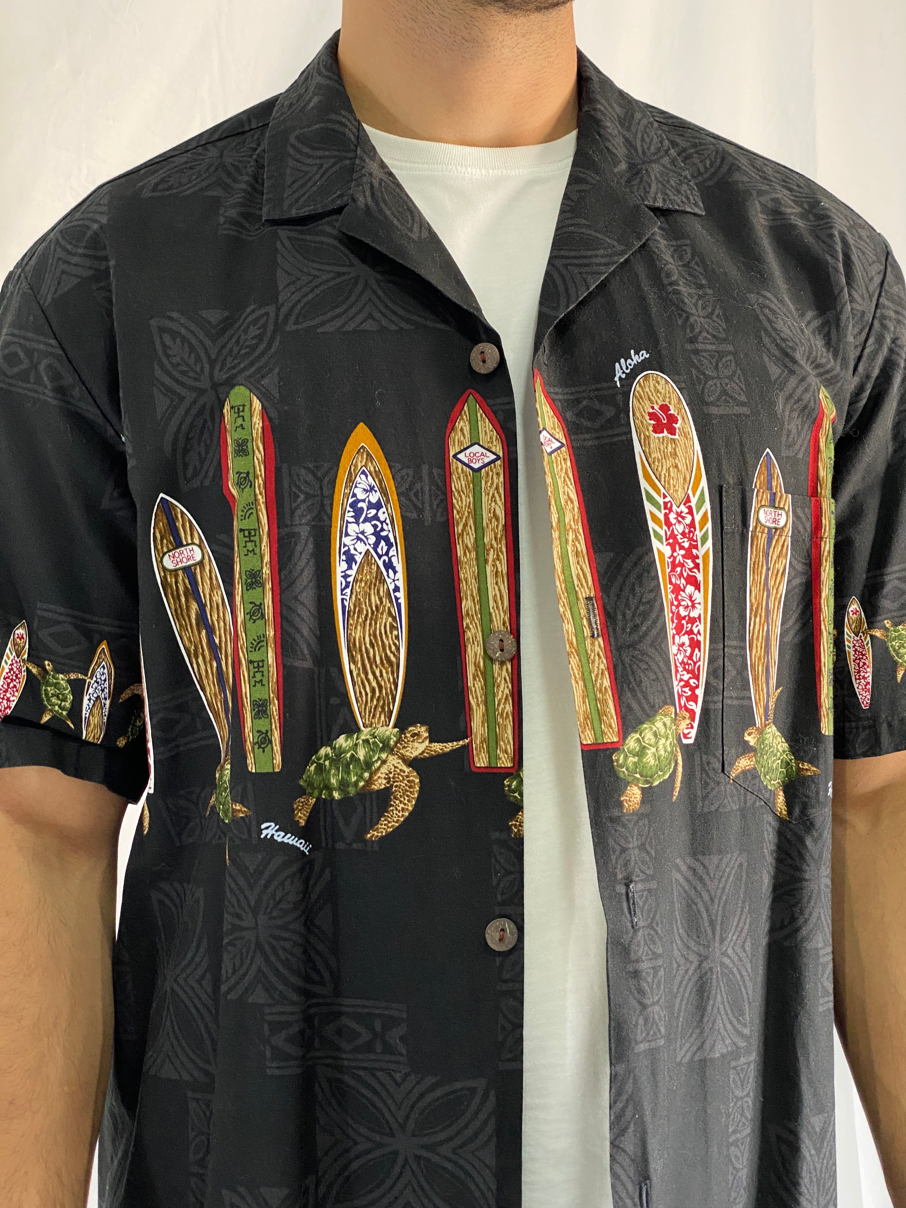 Royal Hawaiian Creations Black Cotton Aloha Surfboard And Turtle Print Men’s Short Sleeve Shirt - XL