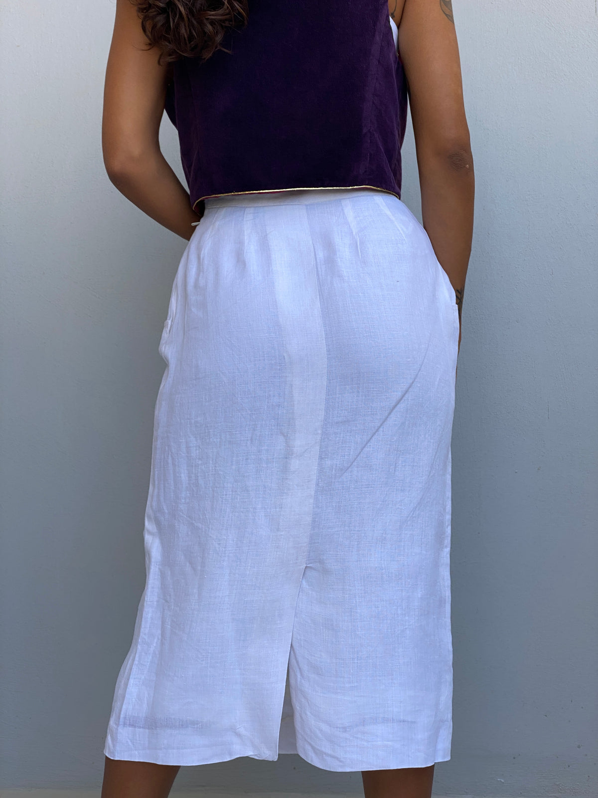 Vintage Lisa Ferranti Venezia White 100% Cotton Midi Skirt - S Vintage Lisa Ferranti Venezia White 100% Cotton Midi Skirt - S