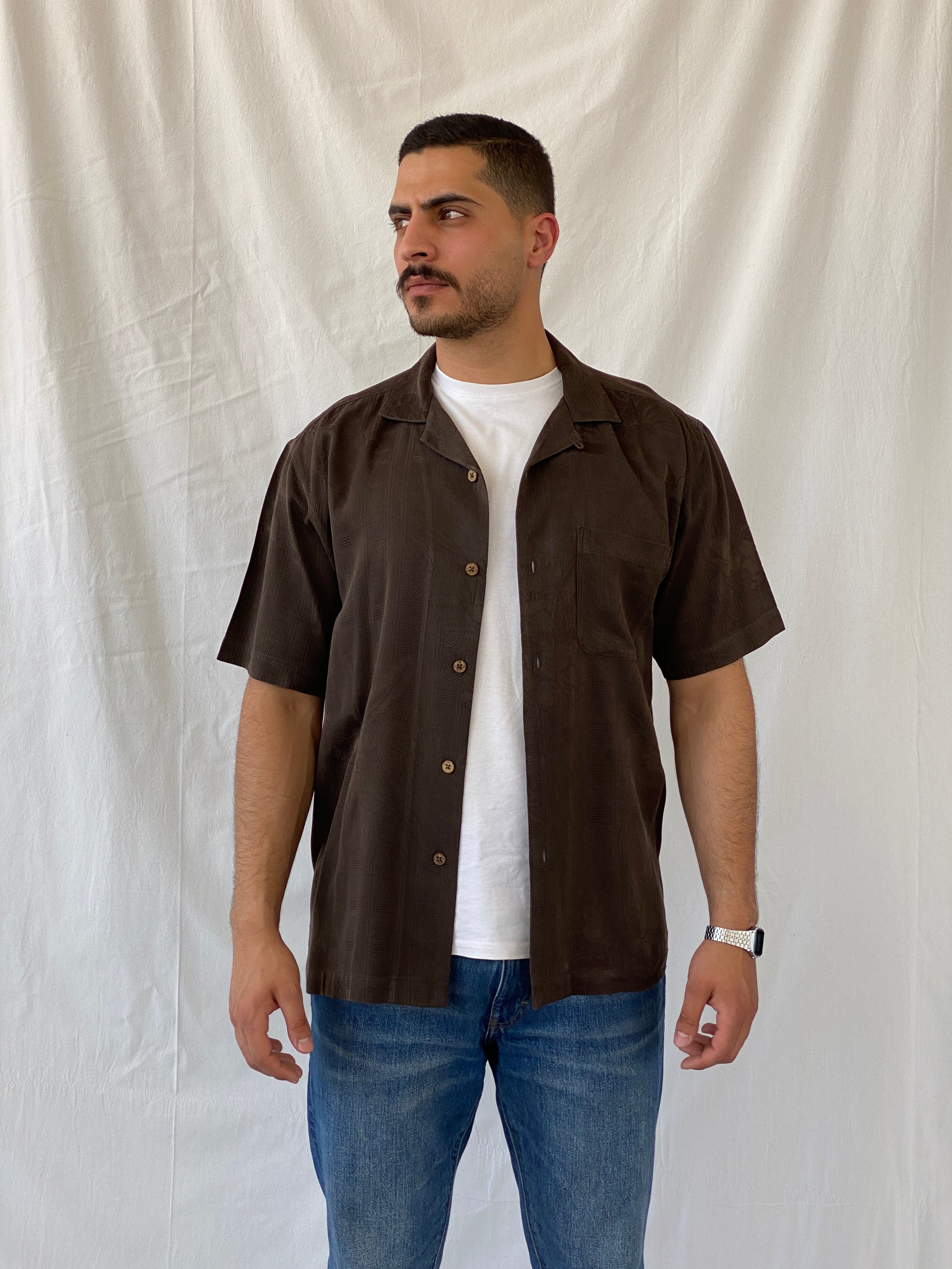 Vintage Gold Tri-Mountain Brown Half Sleeve Button Up Pure Silk Men’s Shirt - M