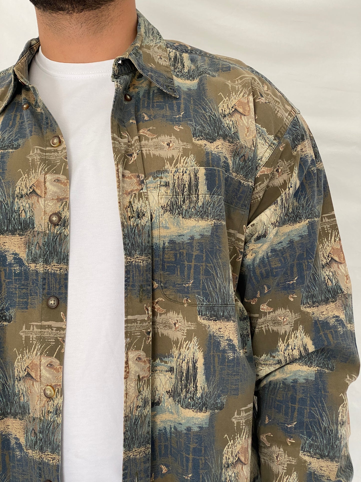Vintage Woodland Trail Camo Hunting Cotton Button-Up Shirt – XL