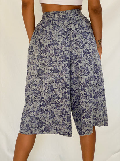 Vintage 90s Toa Lady’s Tokyo Grey Floral Wide Leg Culotte Pants - XS