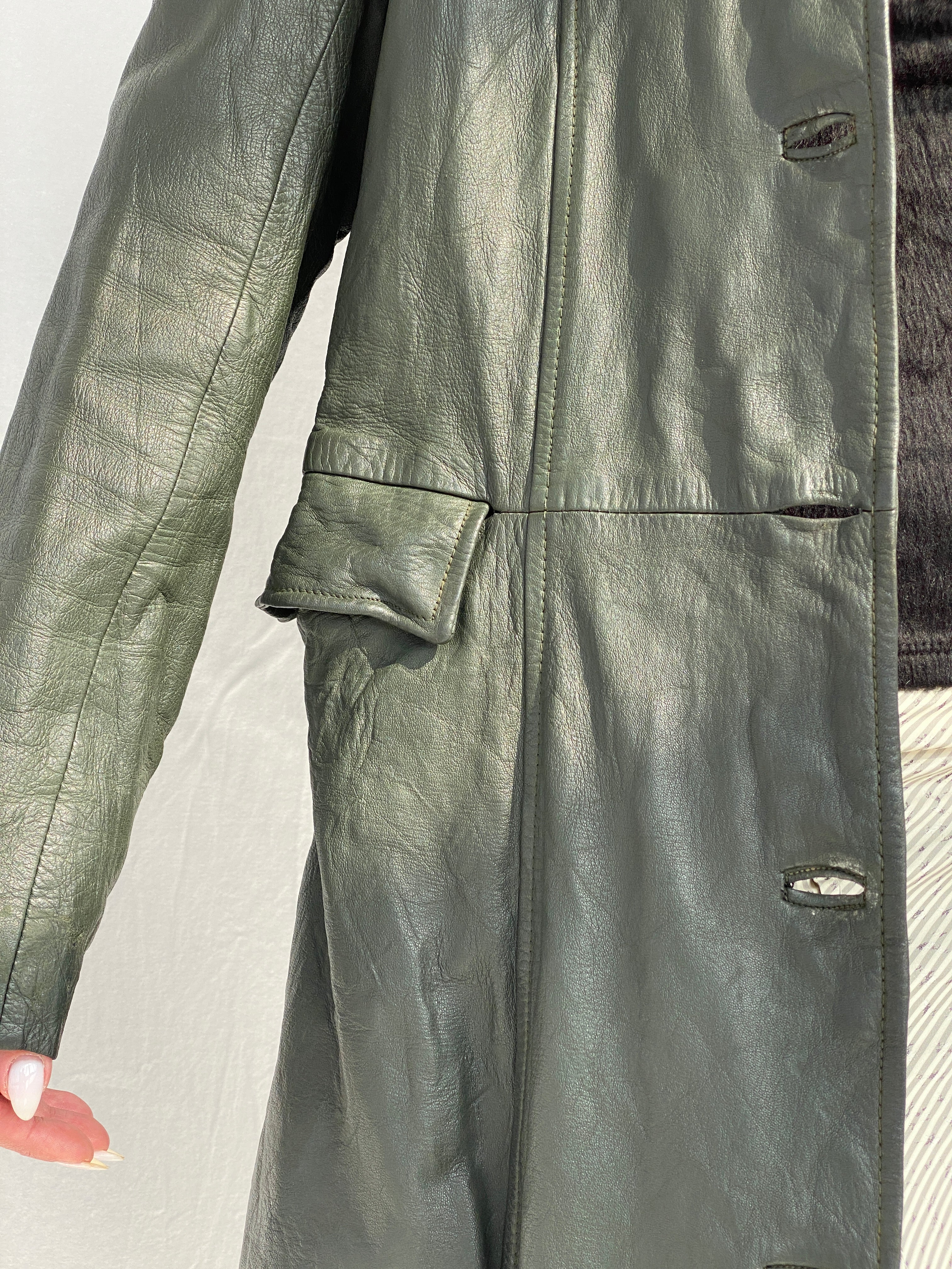 Vintage 90s Genuine Leather Olive Green Coat - L