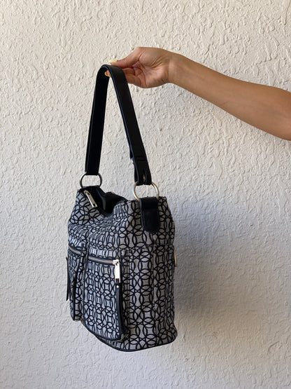 Monochrome Geometric Shoulder Bag – Vintage Zip Pocket Everyday Purse