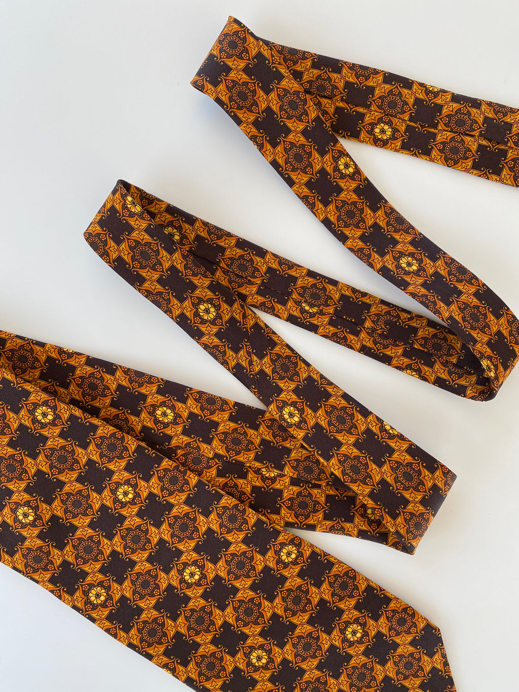 Vintage YSL Yves Saint Laurent Printed Silk Men’s Neck Tie