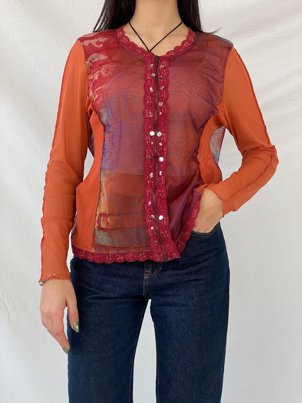 كارديجان جاكلين ريو Y2K برسومات شبكية وسحّاب وحواف دانتيل وترتر باللونين الأحمر والبرتقالي - مقاس M