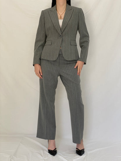 Vintage Tahari Arthur S. Levine Grey Pinstripe Suit Set Tailored Blazer & Straight-Leg Trousers Classic Officewear Power Suit - M