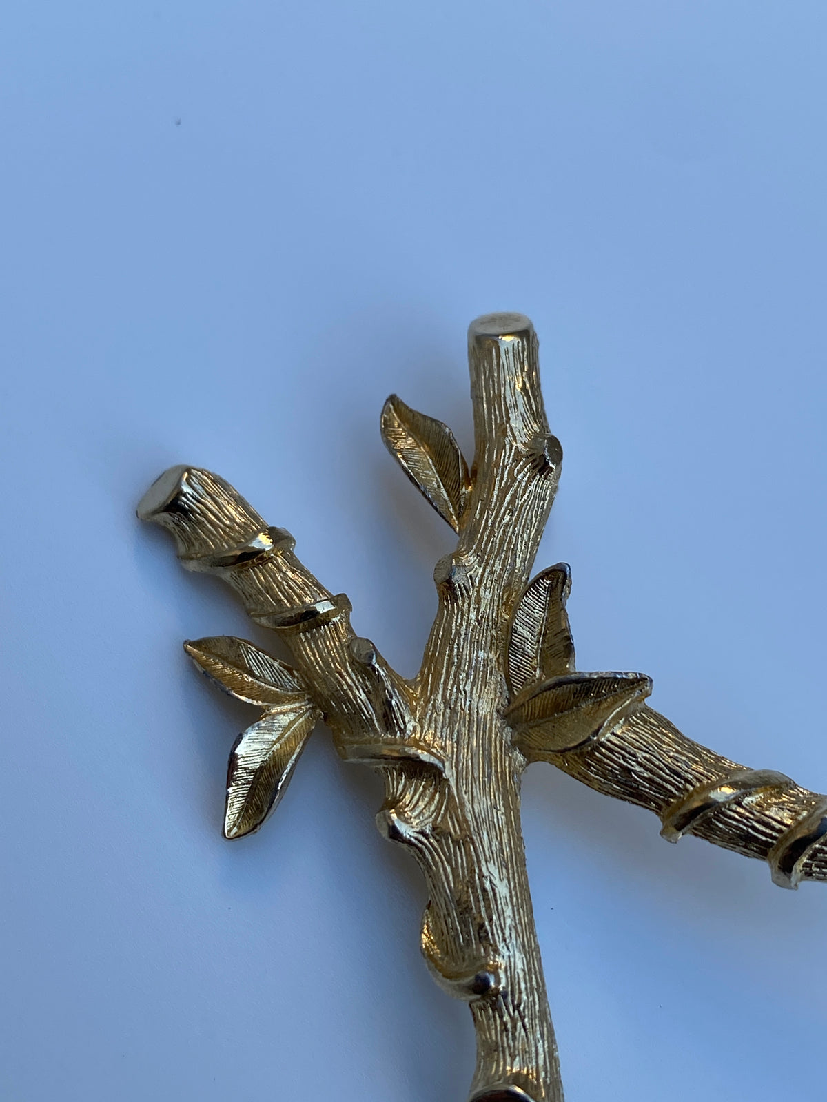 Vintage Sarah Coventry Gold Tone Bamboo Branch Brooch Nature Inspired Textured Pin Vintage Sarah Coventry Gold Tone Bamboo Branch Brooch Nature Inspired Textured Pin