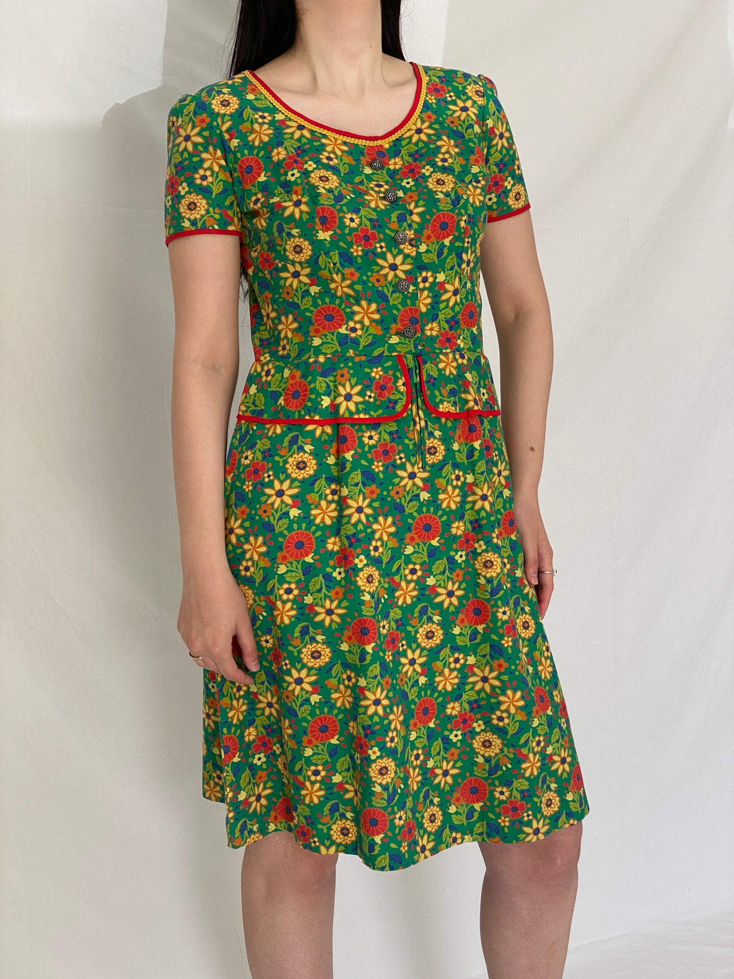 Vintage 60s/70s Handmade Green Floral Button-Front Short Sleeve Midi Dress - M