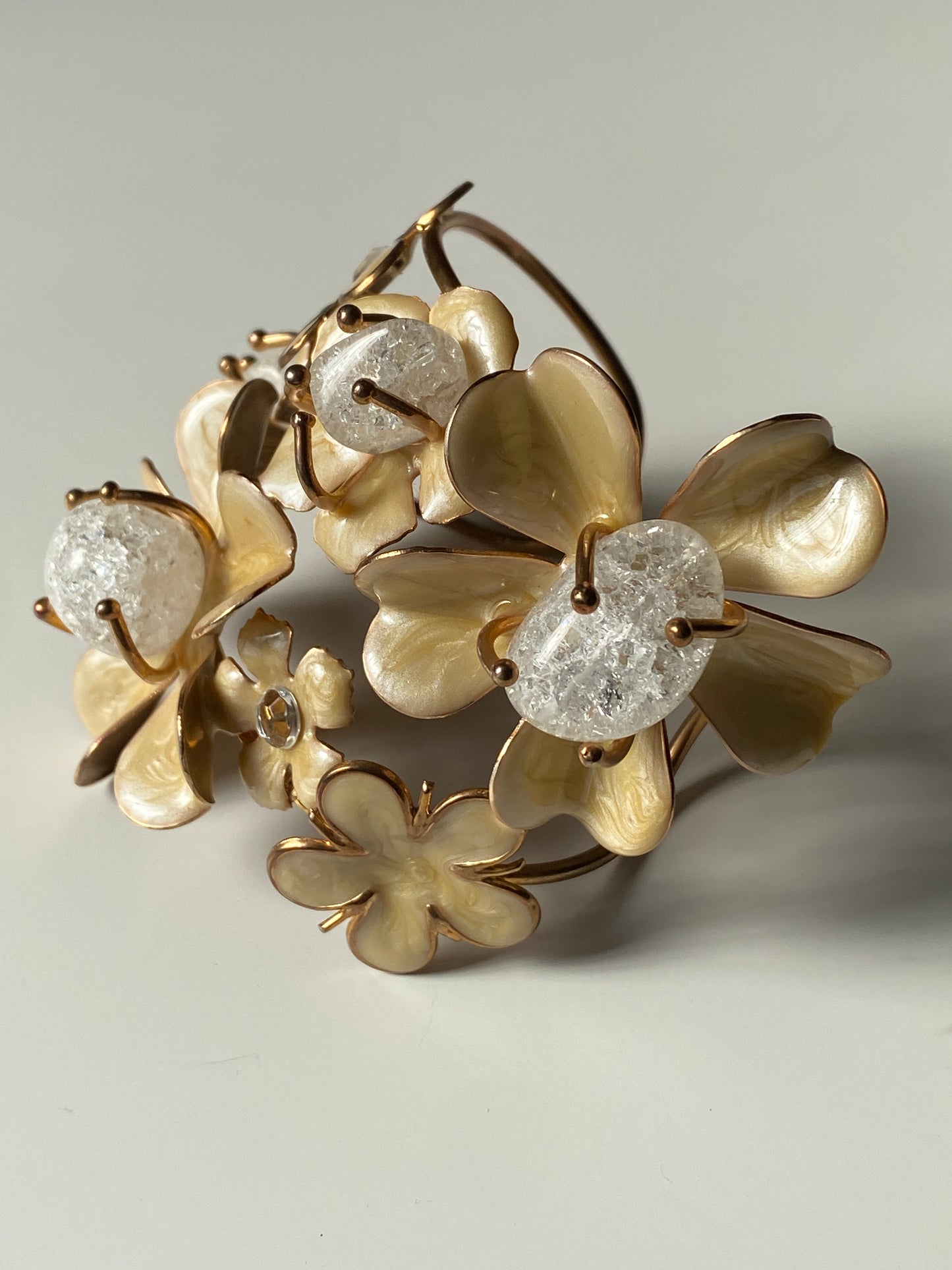 Vintage Floral Statement Bracelet with Enamel Petals & Crackle Glass Stones