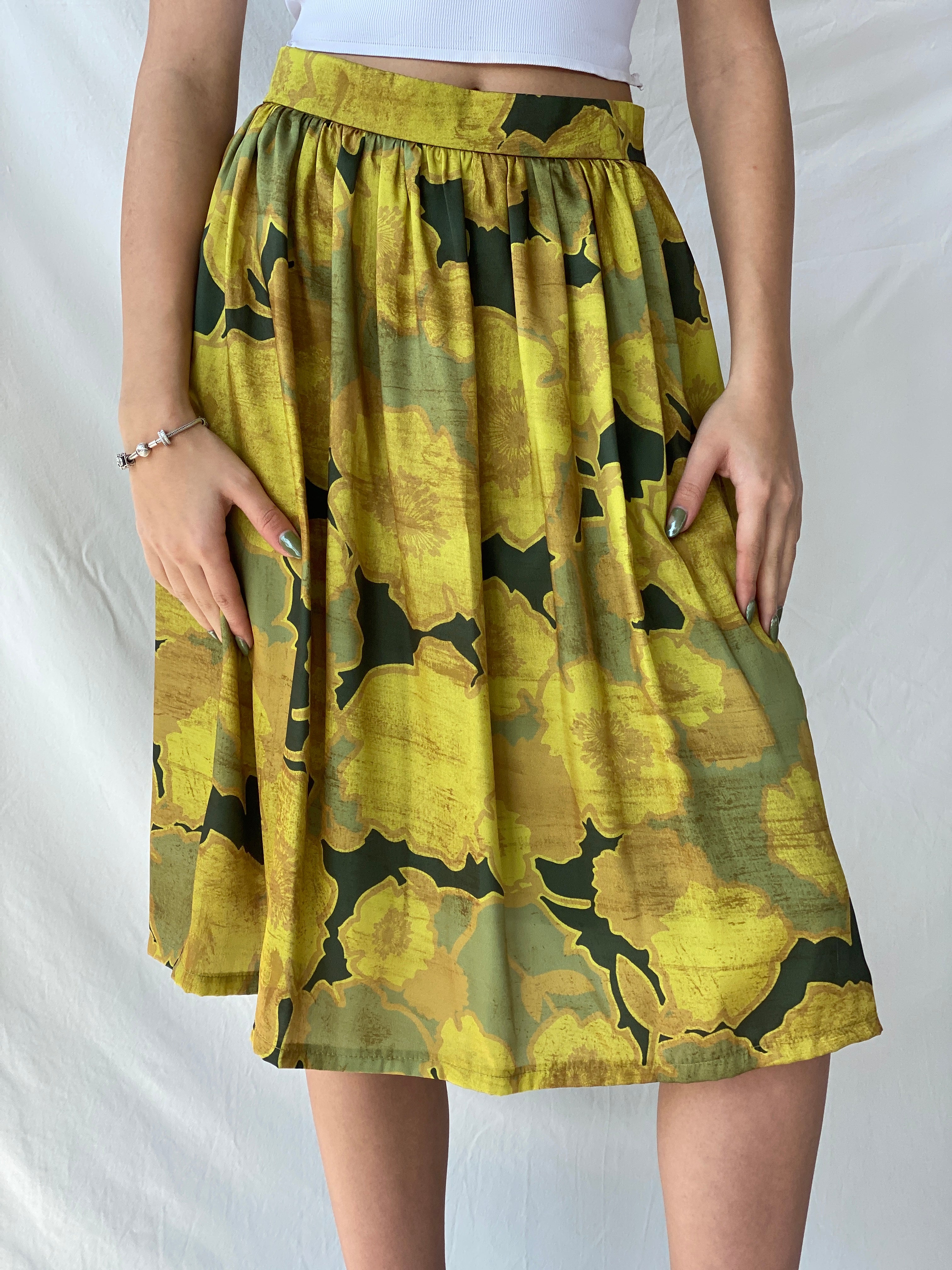 Beautiful La Fée Maraboutée Yellow & Green Floral Midi Skirt - M