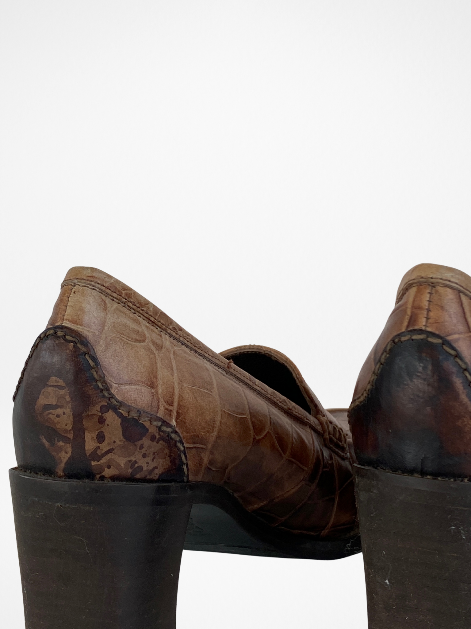 Vintage Kenneth Cole Made in Italy Genuine Leather Croc-Embossed Brown Heeled Loafers - Size 37.5EU