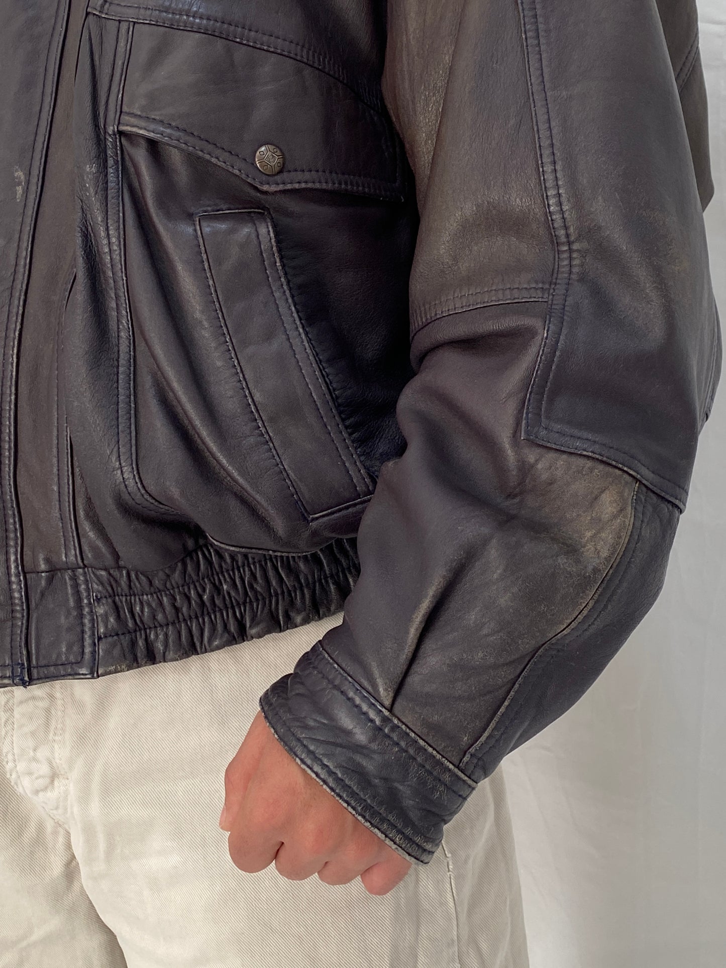 Vintage Oversized Genuine Leather Bomber Jacket in Dark Plum Brown – L