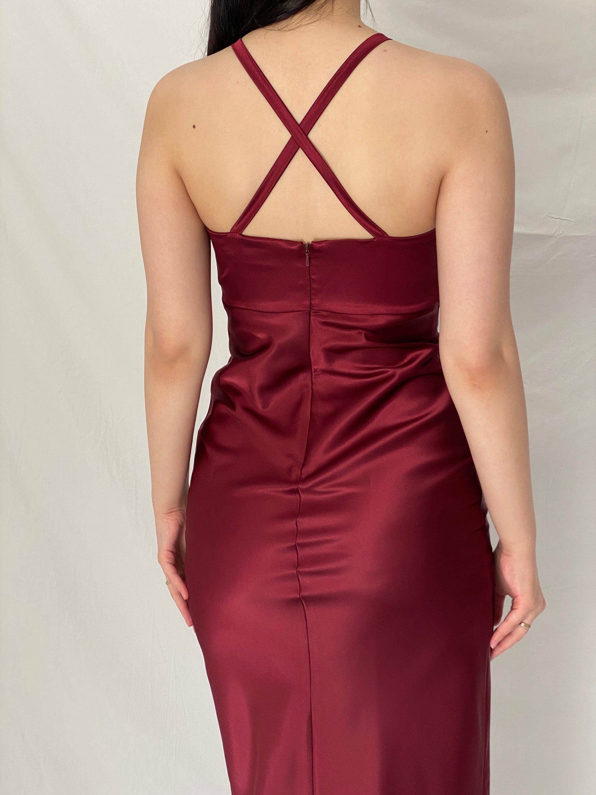 Hennes Collection Burgundy Satin Keyhole Halter Midaxi Dress - S Hennes Collection Burgundy Satin Keyhole Halter Midaxi Dress - S