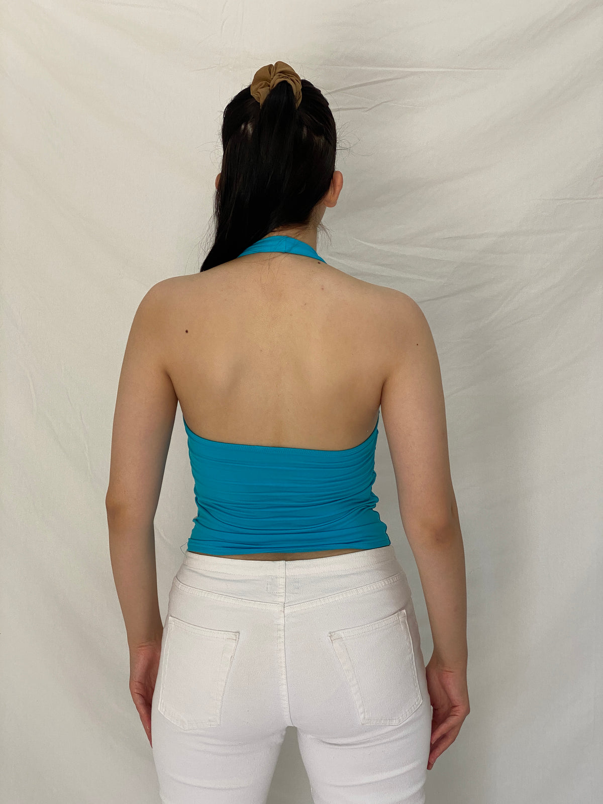 Y2K Turquoise & White Graphic Abstract Swirl Halter Top – M Y2K Turquoise & White Graphic Abstract Swirl Halter Top – M