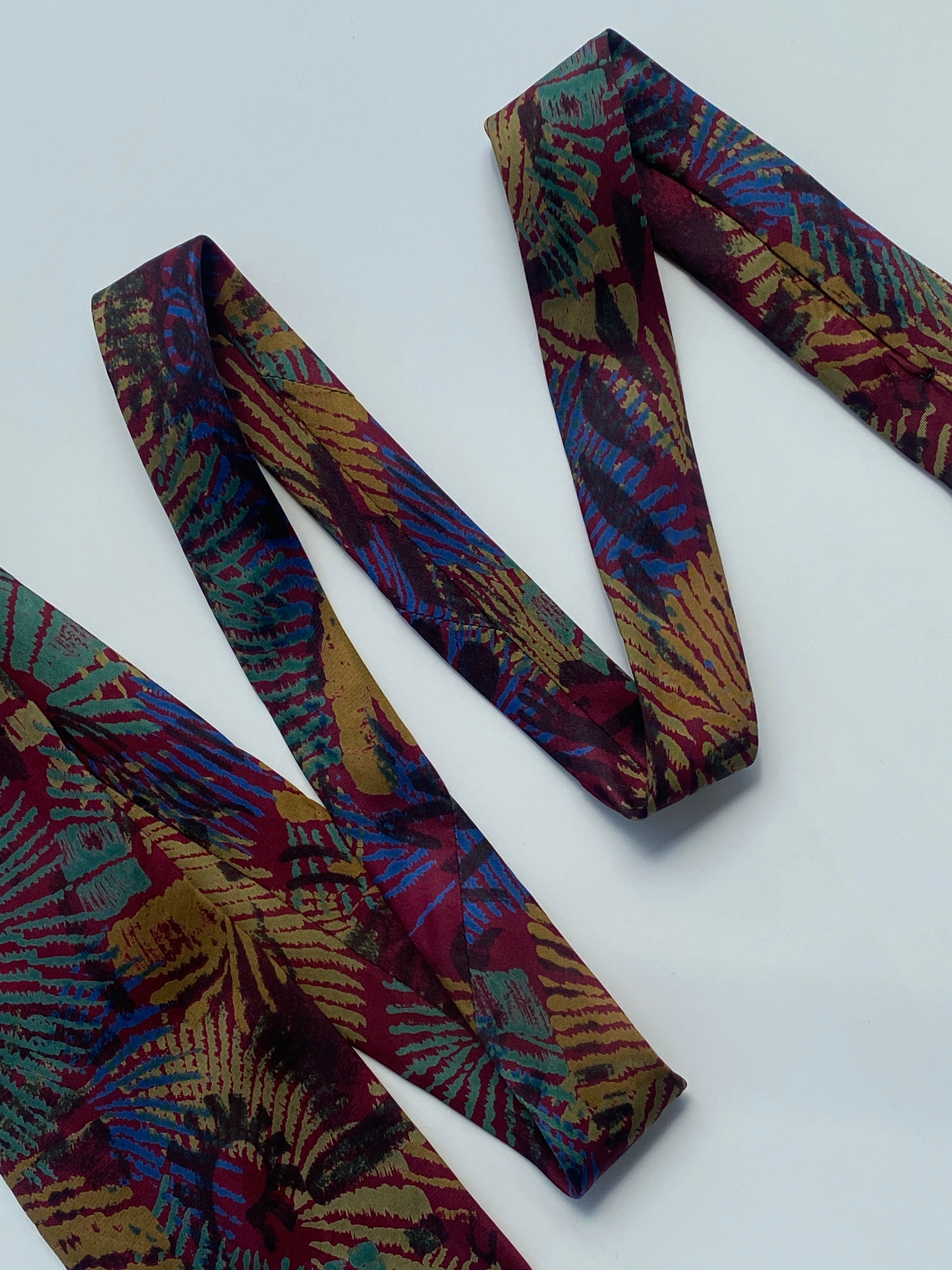 Vintage Cardinale Multicolor Pure Silk Abstract Print Tie