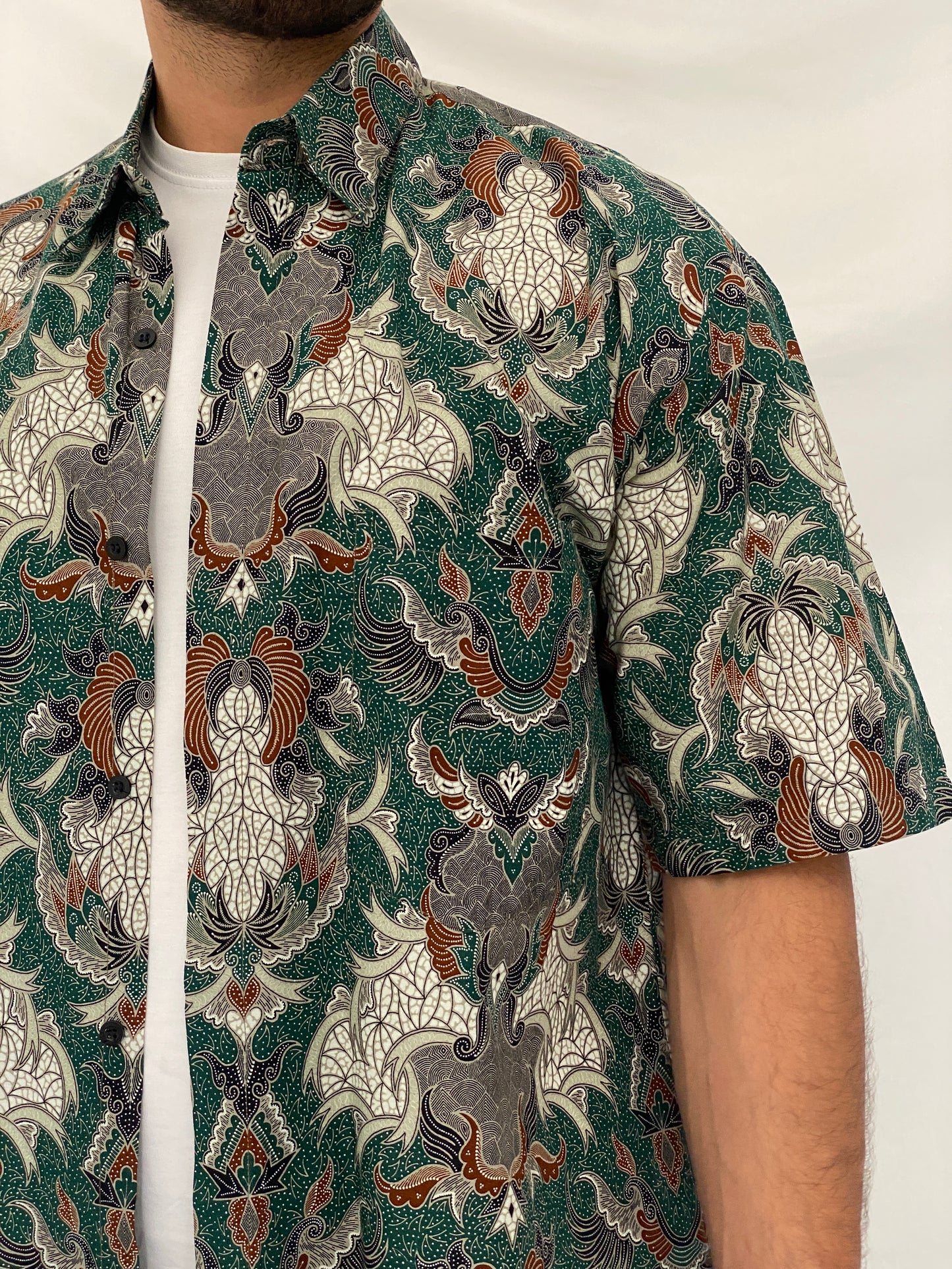 Vintage 90s Malaysia Collection Green Batik Paisley Cotton Short Sleeve Shirt - L