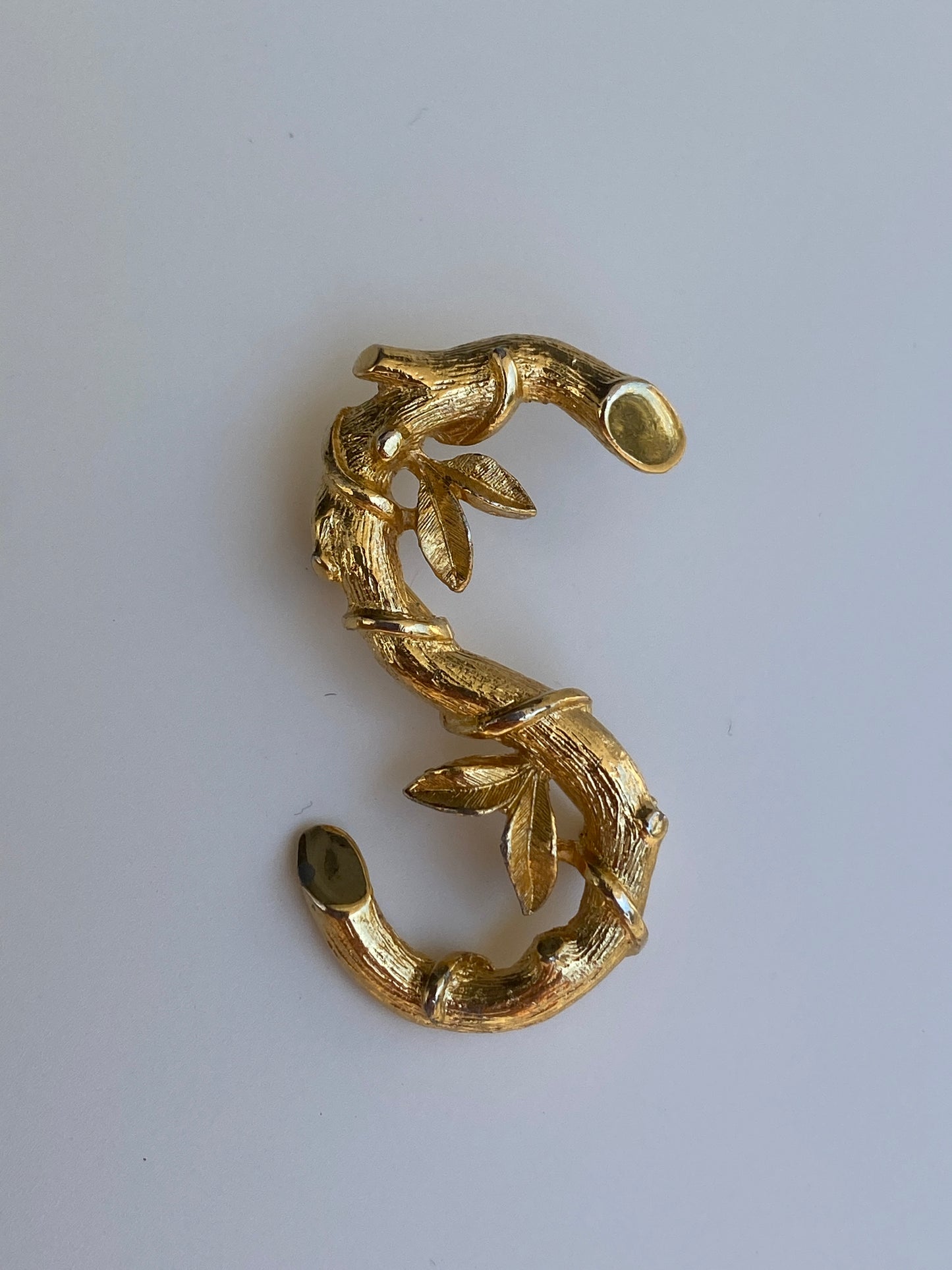 Vintage Sarah Coventry Gold Tone Bamboo Twig Brooch Abstract Nature Pin