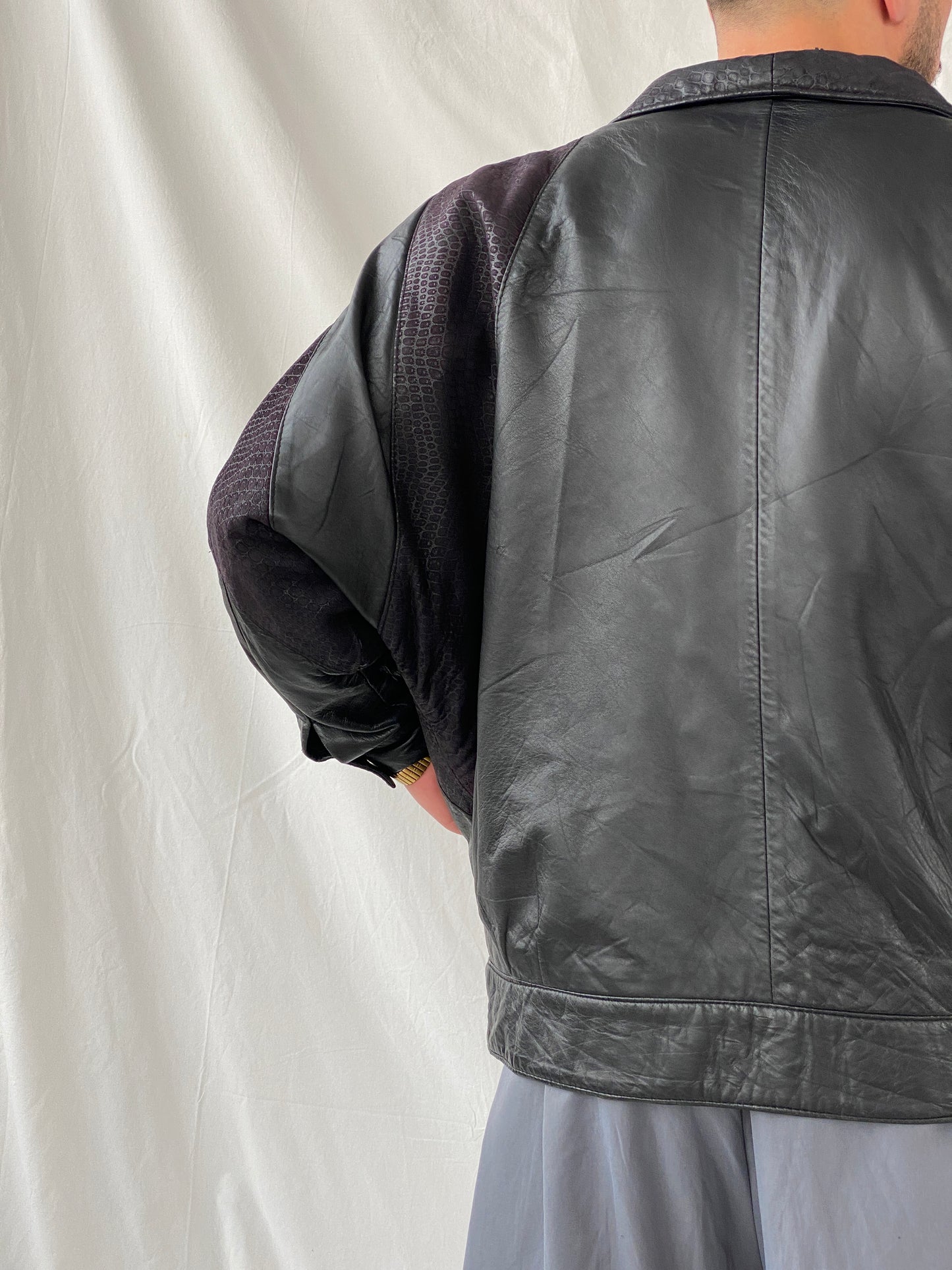 Vintage 70s Wm. Chris Genuine Leather Bomber Jacket With Snake Texture Details - M