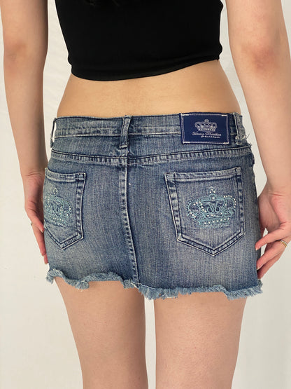 Y2K Rock & Republic Victoria Beckham Low Rise Denim Mini Skirt with Embroidered Crown - M