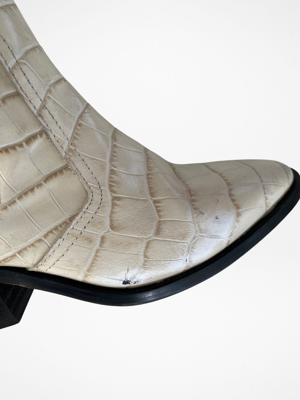 حذاء ميريام الغربي بكعب عالٍ من الجلد بتأثير التمساح من AllSaints
