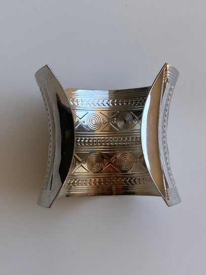Vintage Y2K Silver-Tone Geometric Engraved Wide Statement Cuff Bracelet
