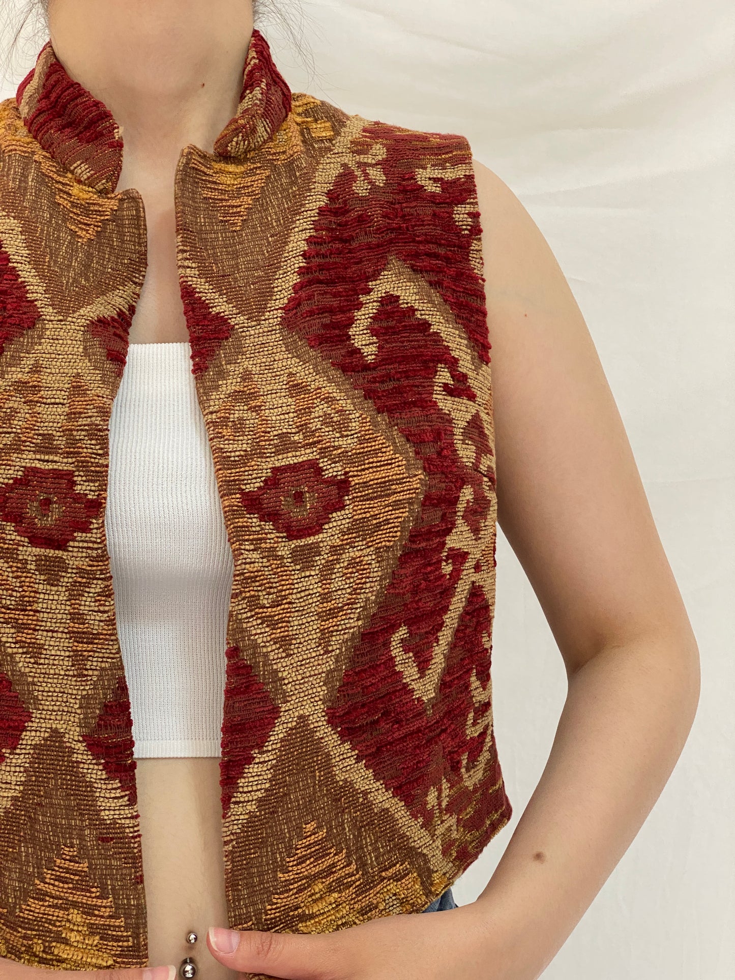 Vintage Handmade Tapestry Open Front Vest Red Boho Waistcoat – L
