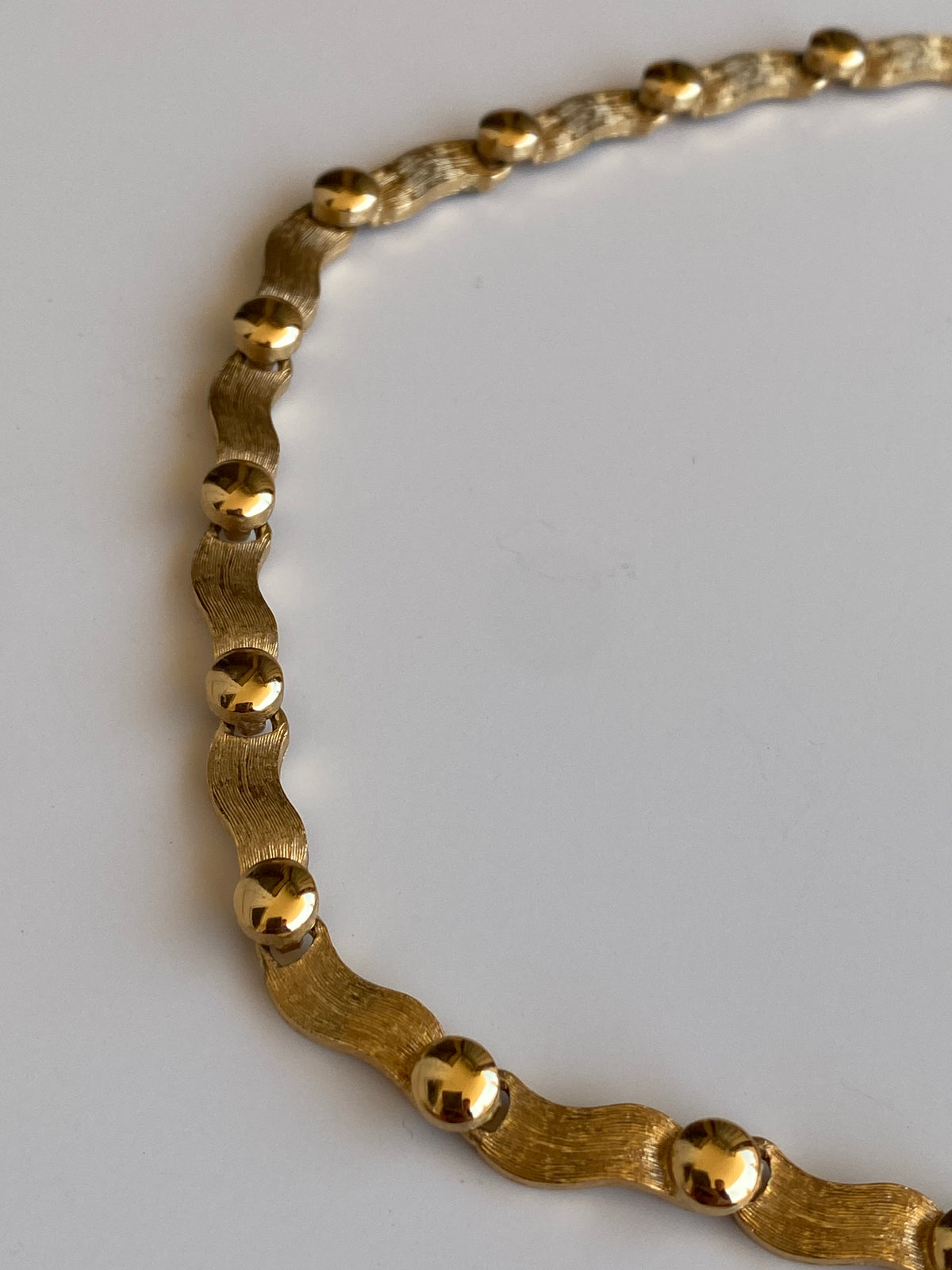 Vintage Monet Brushed Gold Wave Link Choker Necklace Vintage Monet Brushed Gold Wave Link Choker Necklace