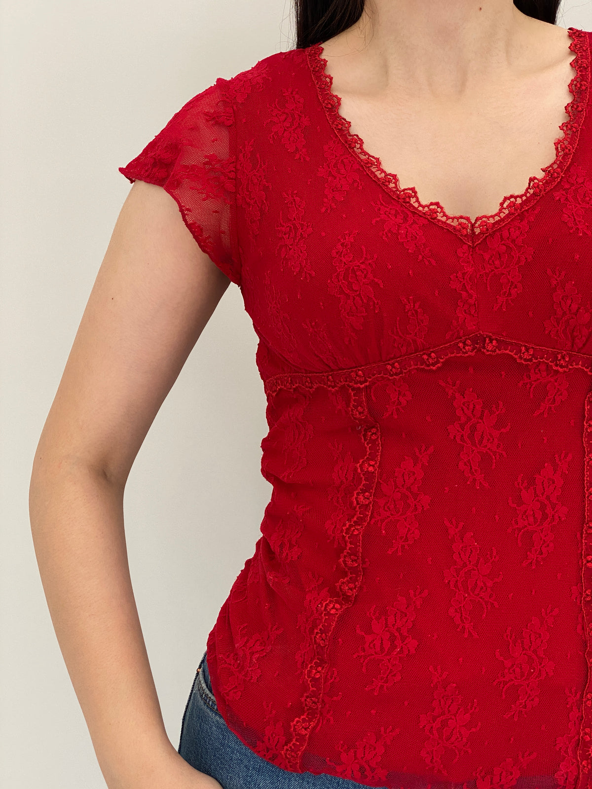Vintage Y2K Candie’s Red Stretch Floral Lace Babydoll Top – M