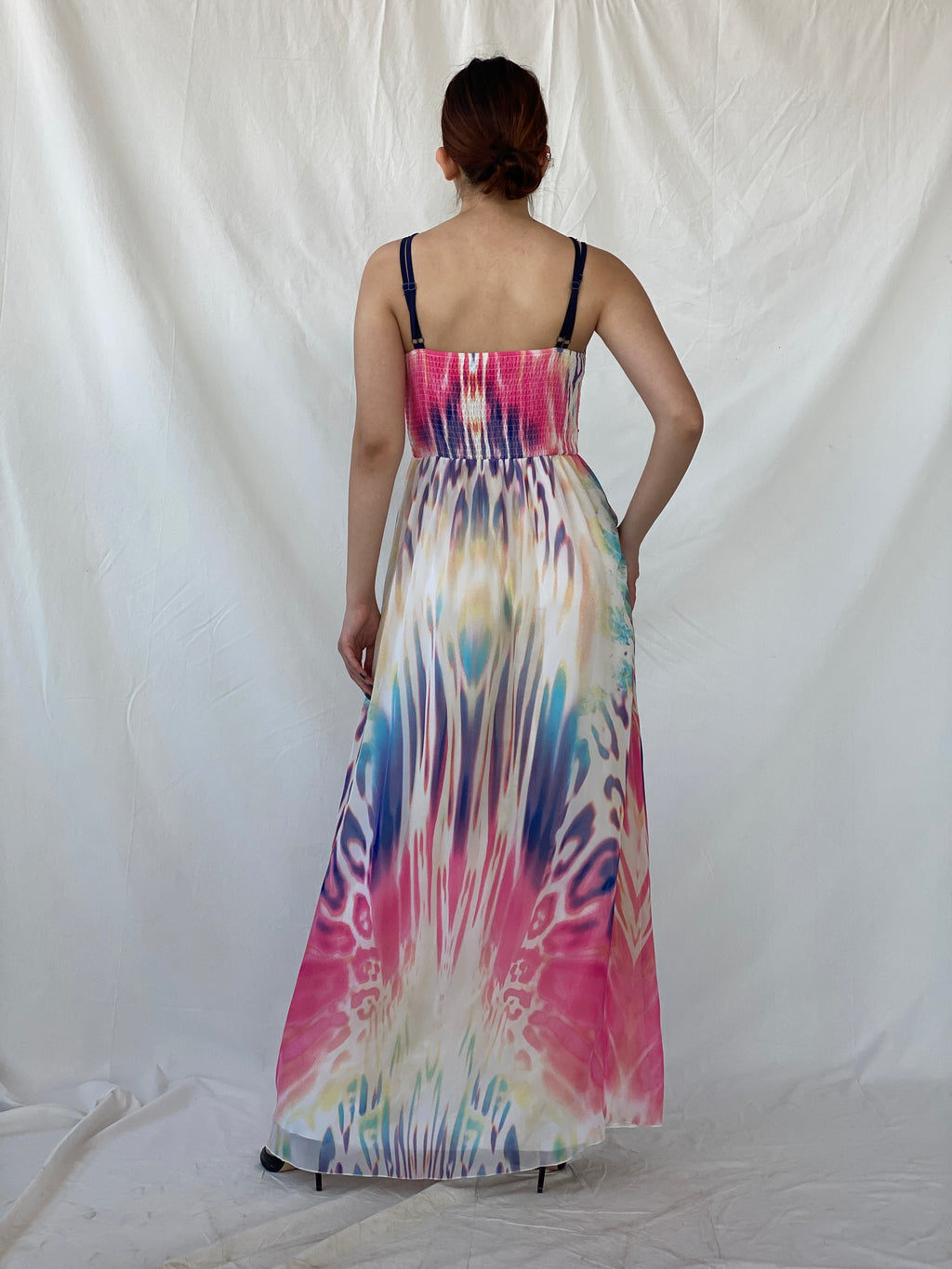 فستان ماكسي مائي مطرز بالخرز من NWT Little Mistress London - مقاس M