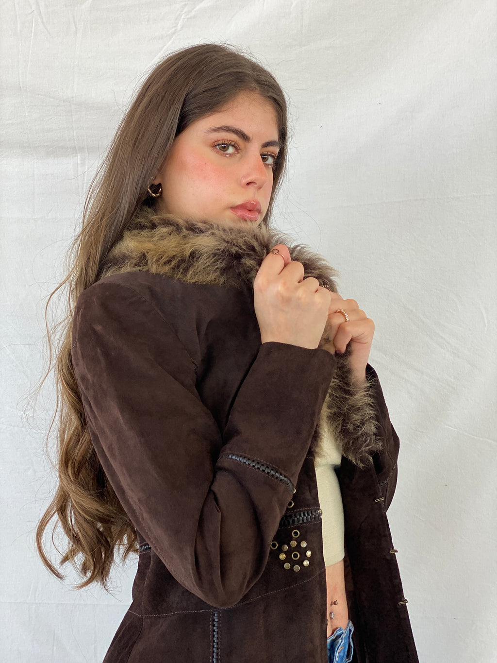 معطف كارين ميلين الأفغاني ذو الياقة الفروية من جلد الغزال البني - مقاس صغير