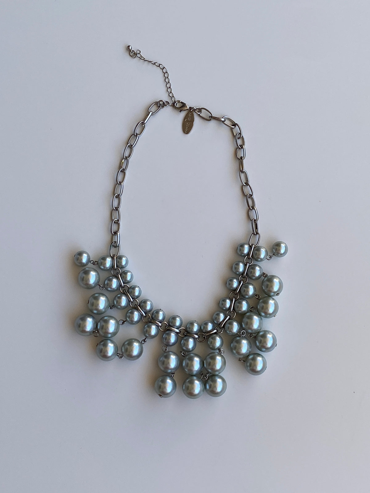 Vintage Y2K Jasper Conran Silver-Tone Grey Faux Pearl Cluster Bib Statement Necklace