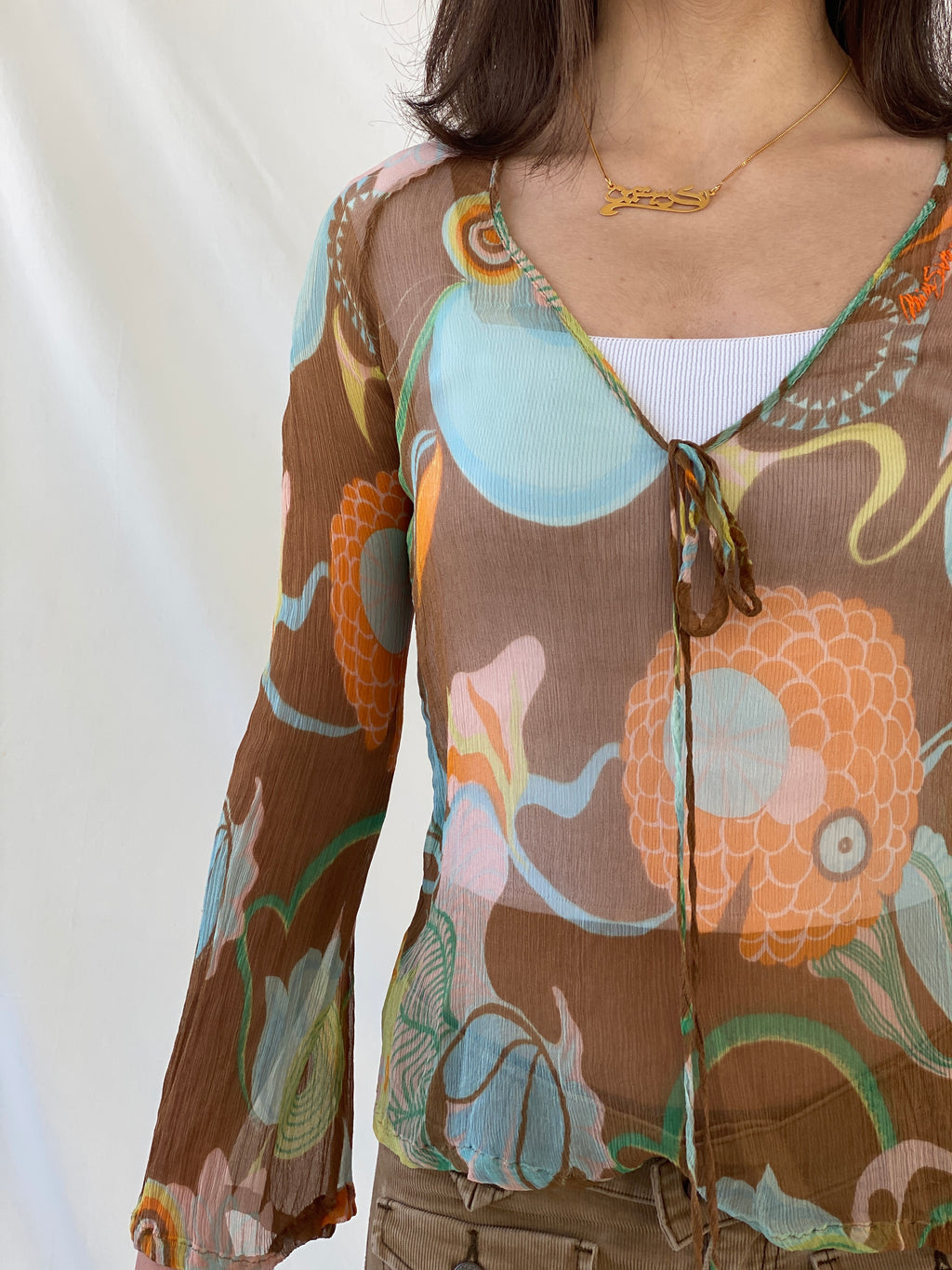 بلوزة حرير نسائية شفافة بأكمام كاملة بتصميم 60s من Miss Sixty Y2K - مقاس XS