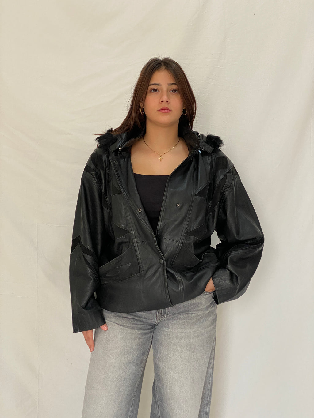 Vintage Black Leather Hooded Jacket with Suede Panels & Faux Fur Trim 90s Italian Style Bomber - L