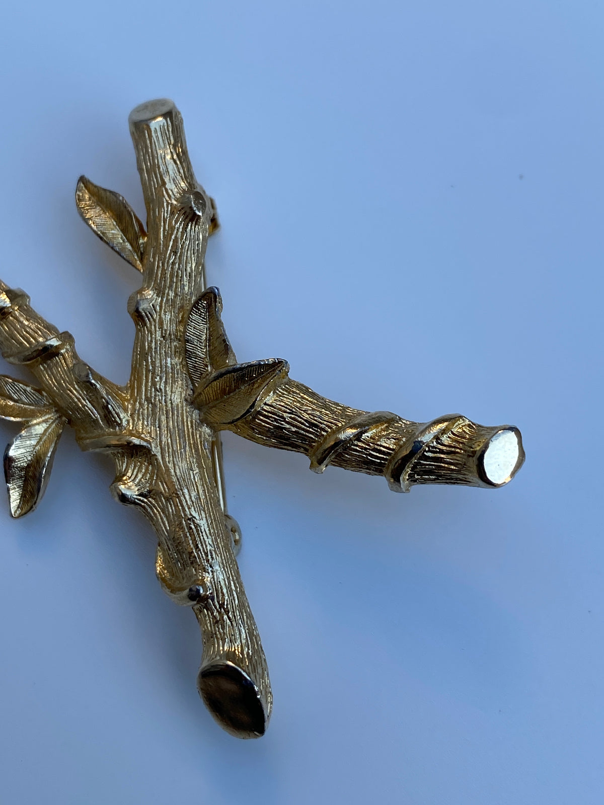Vintage Sarah Coventry Gold Tone Bamboo Branch Brooch Nature Inspired Textured Pin Vintage Sarah Coventry Gold Tone Bamboo Branch Brooch Nature Inspired Textured Pin