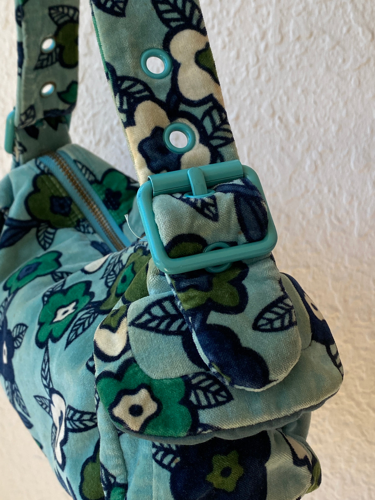 Vintage Y2K GAP Aqua Floral Velvet Shoulder Bag Soft Velour Baguette Purse Vintage Y2K GAP Aqua Floral Velvet Shoulder Bag Soft Velour Baguette Purse