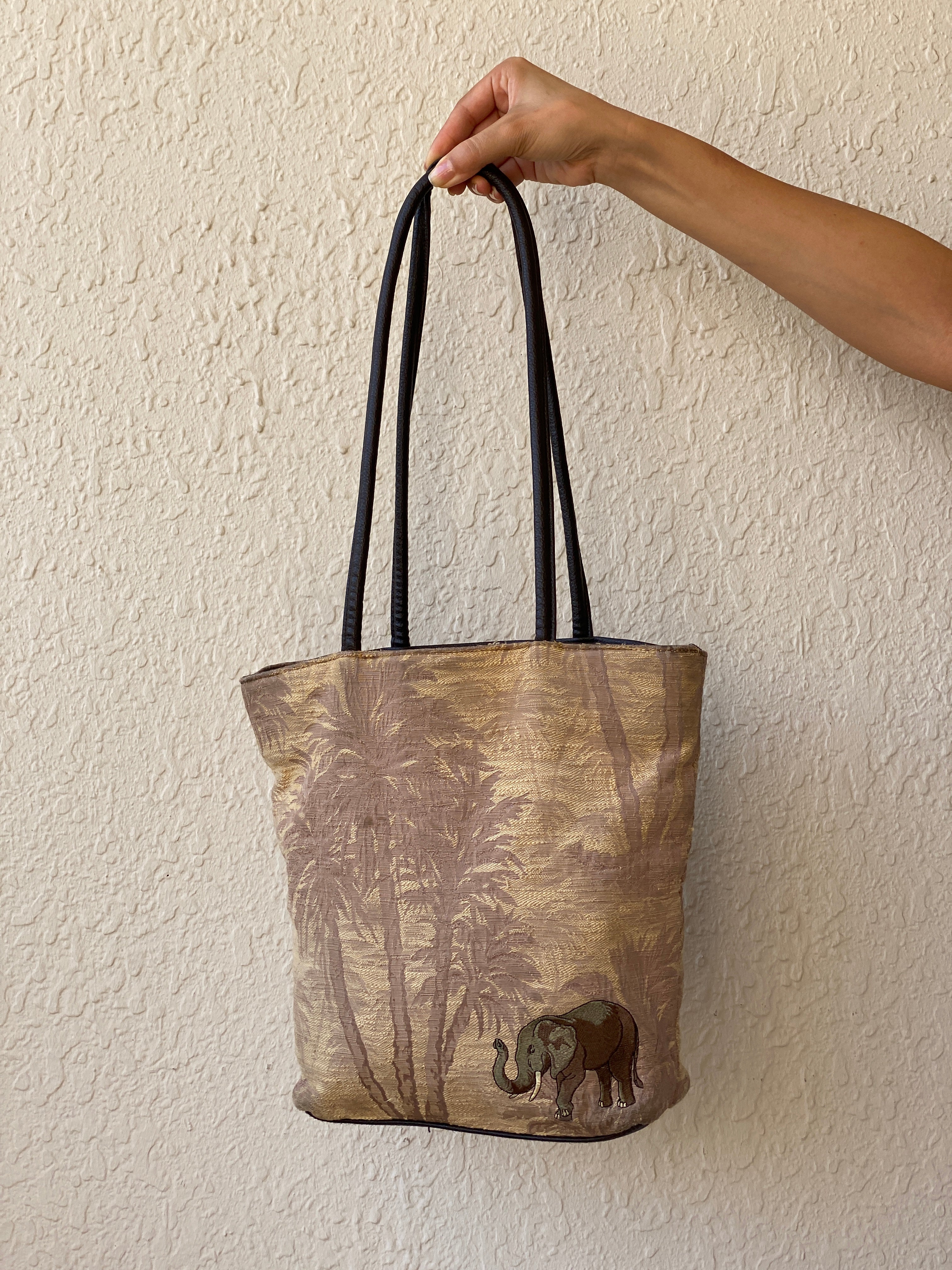 Vintage Bueno Elephant Embroidered Tote Bag – Safari Jungle Print Shoulder Handbag