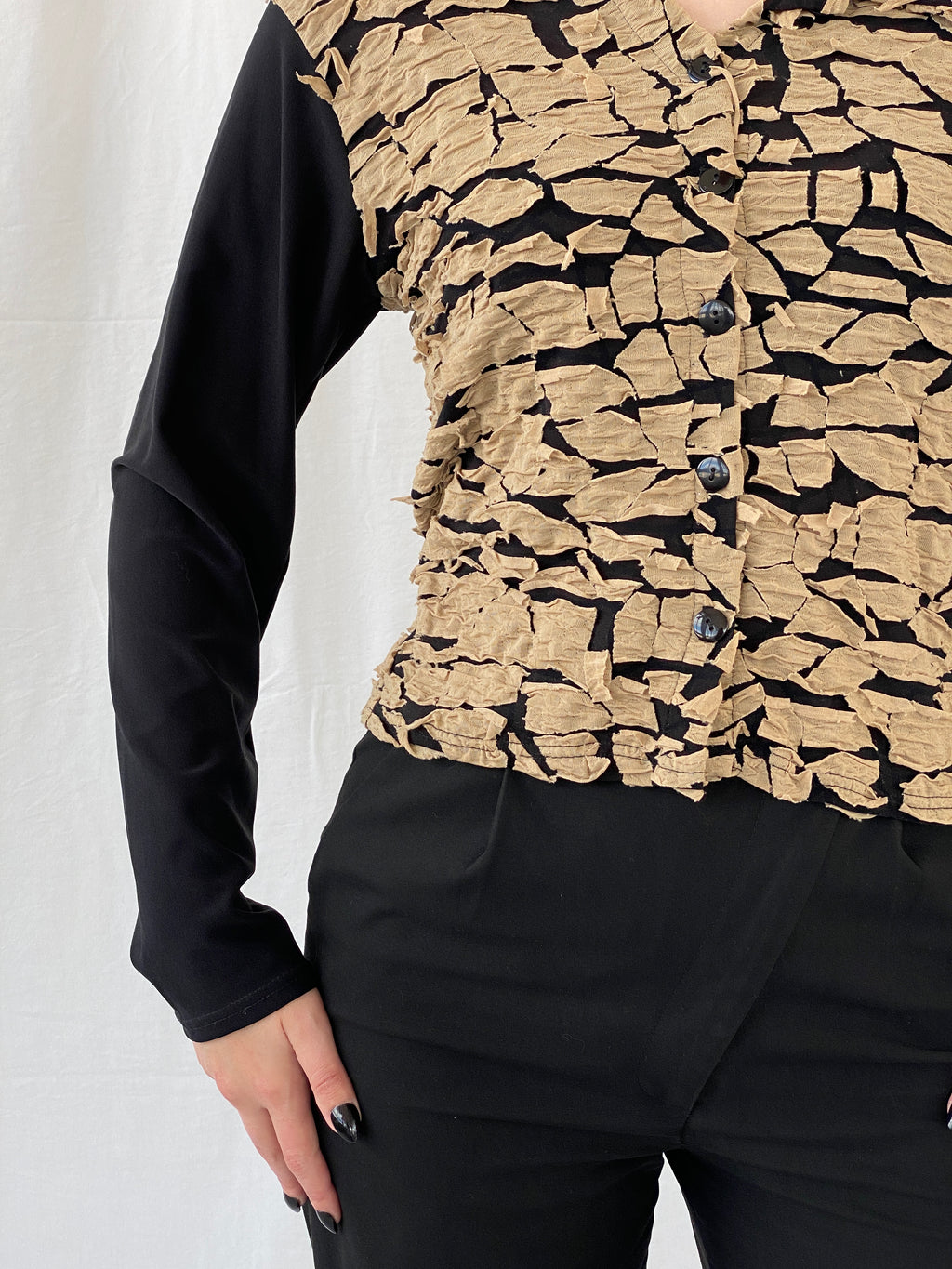 Vintage Y2K INTOWN Full Sleeve Button Up Black & Beige Women’s Shirt - L